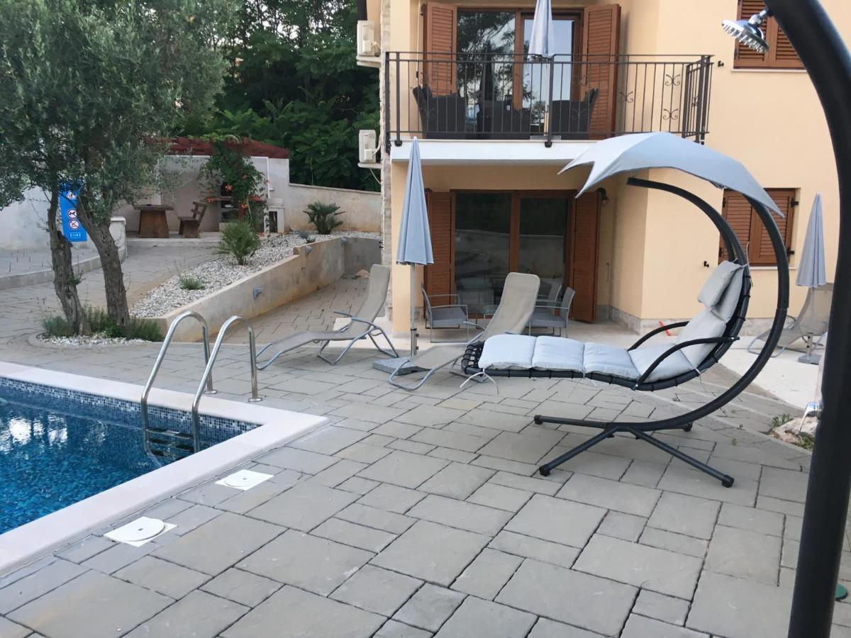 Apartments Villa Diamant With Pool & Whirlpool Čižići エクステリア 写真